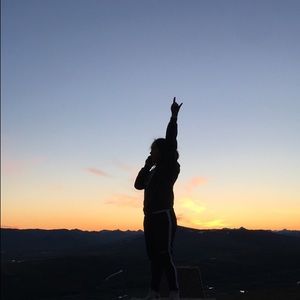 Meet your Posher, Layla